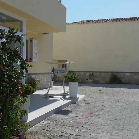 Leonidas Διαμέρισμα