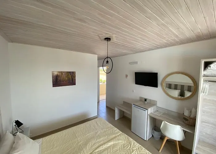 Leonidas 아파트 *