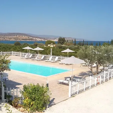 Apartment Leonidas Resort *