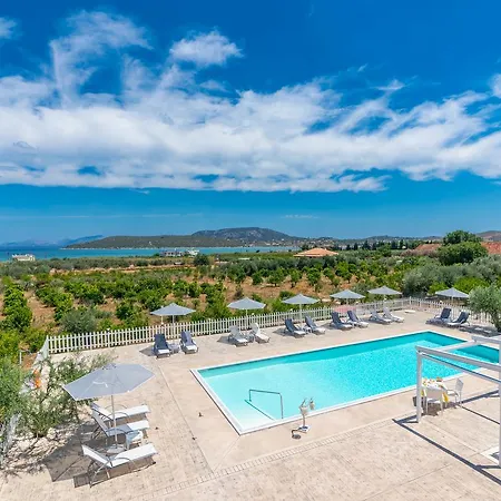 Apartment Leonidas Resort *